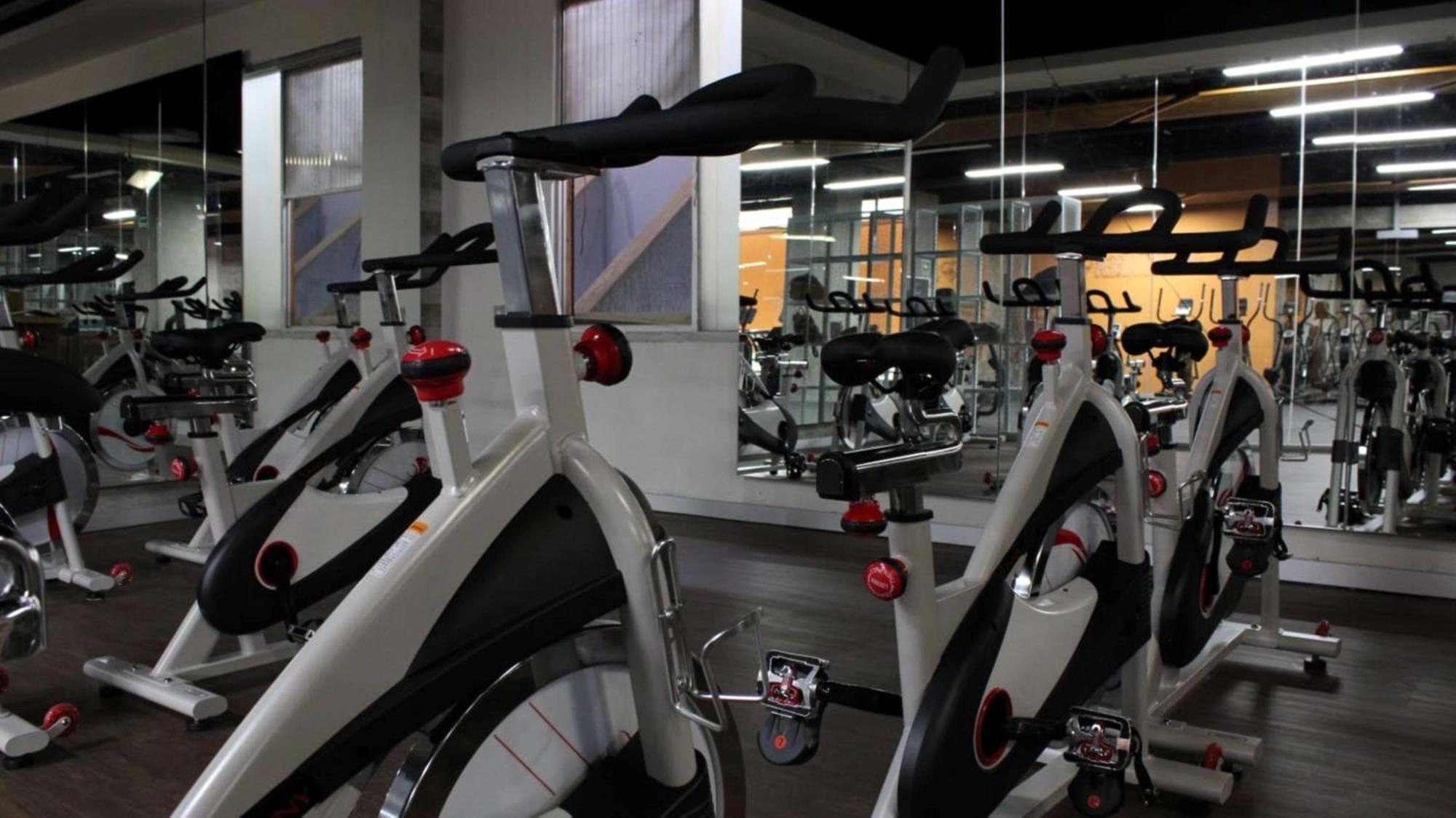 Grand Cantalagua Hotel Morelia, BW Signature Collection Esterno foto Indoor cycling bikes